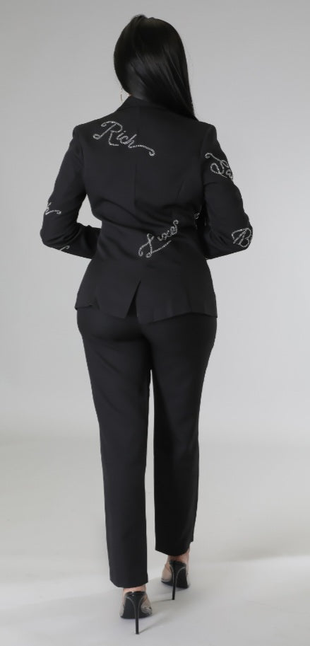 Powerful Queen Pant Suit